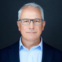 Nagy Tamás gyártástechnológus, CNC szakoktató, MODELLO Intézet